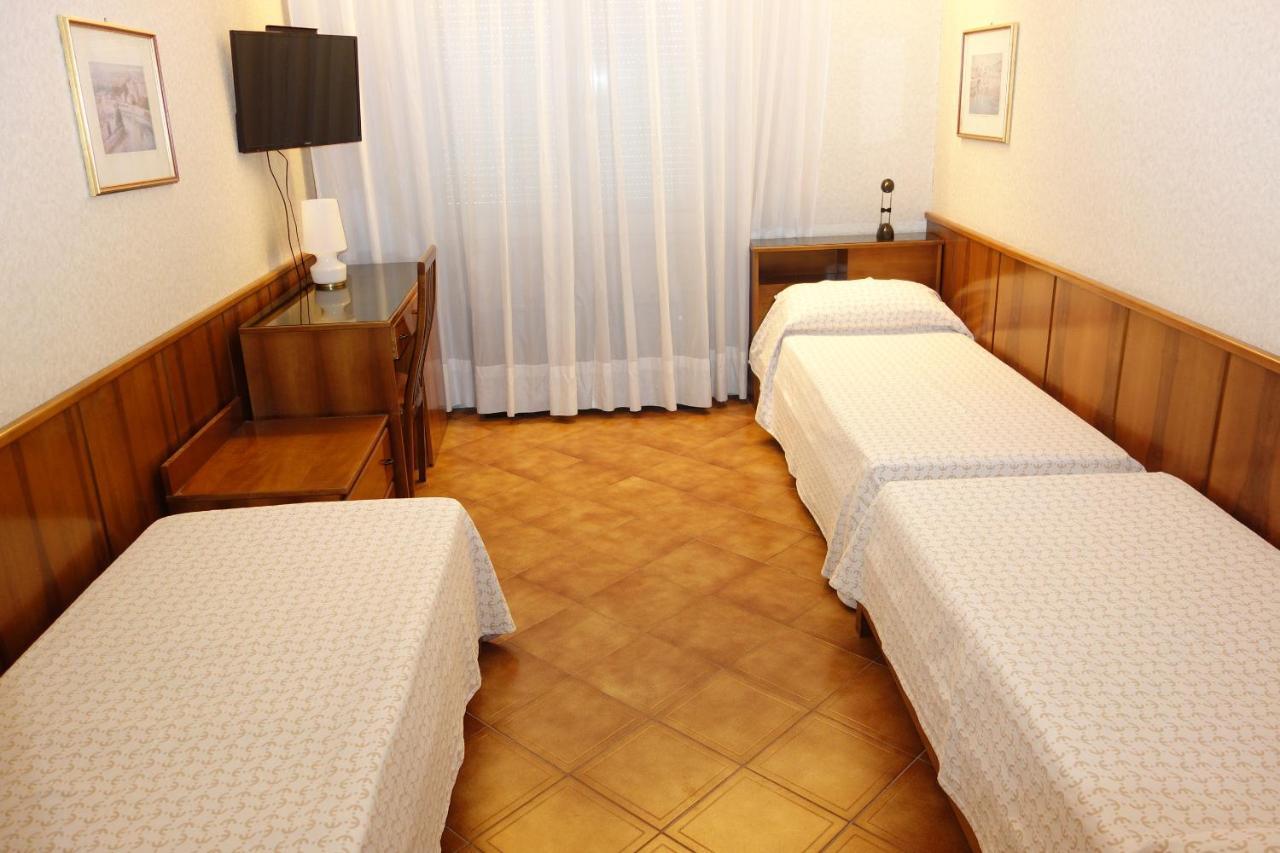 Euromotel Croce Bianca Verona Esterno foto