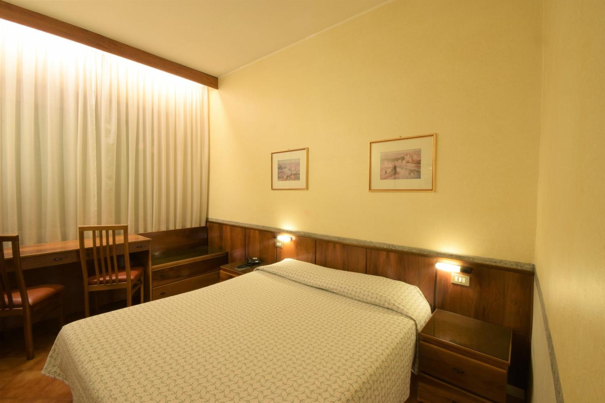 Euromotel Croce Bianca Verona Camera foto